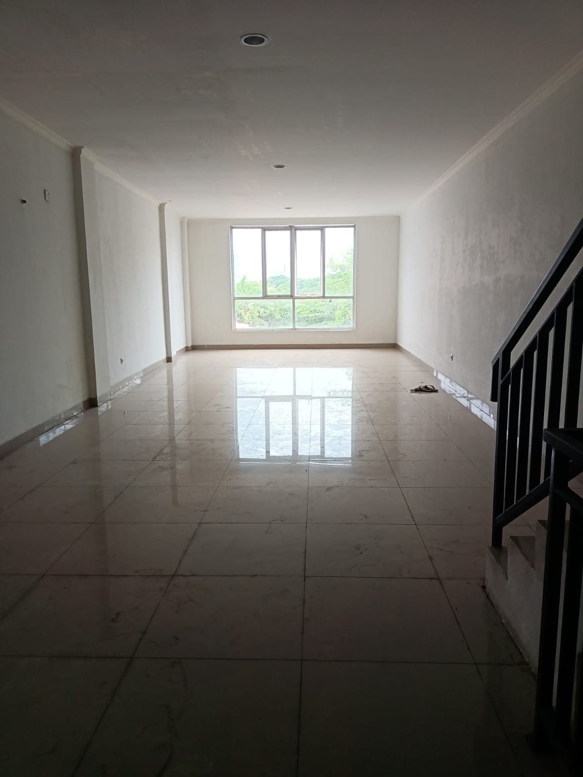 Ruko Strategis Jl Atang Sanjaya Benda Tangerang Dijual
