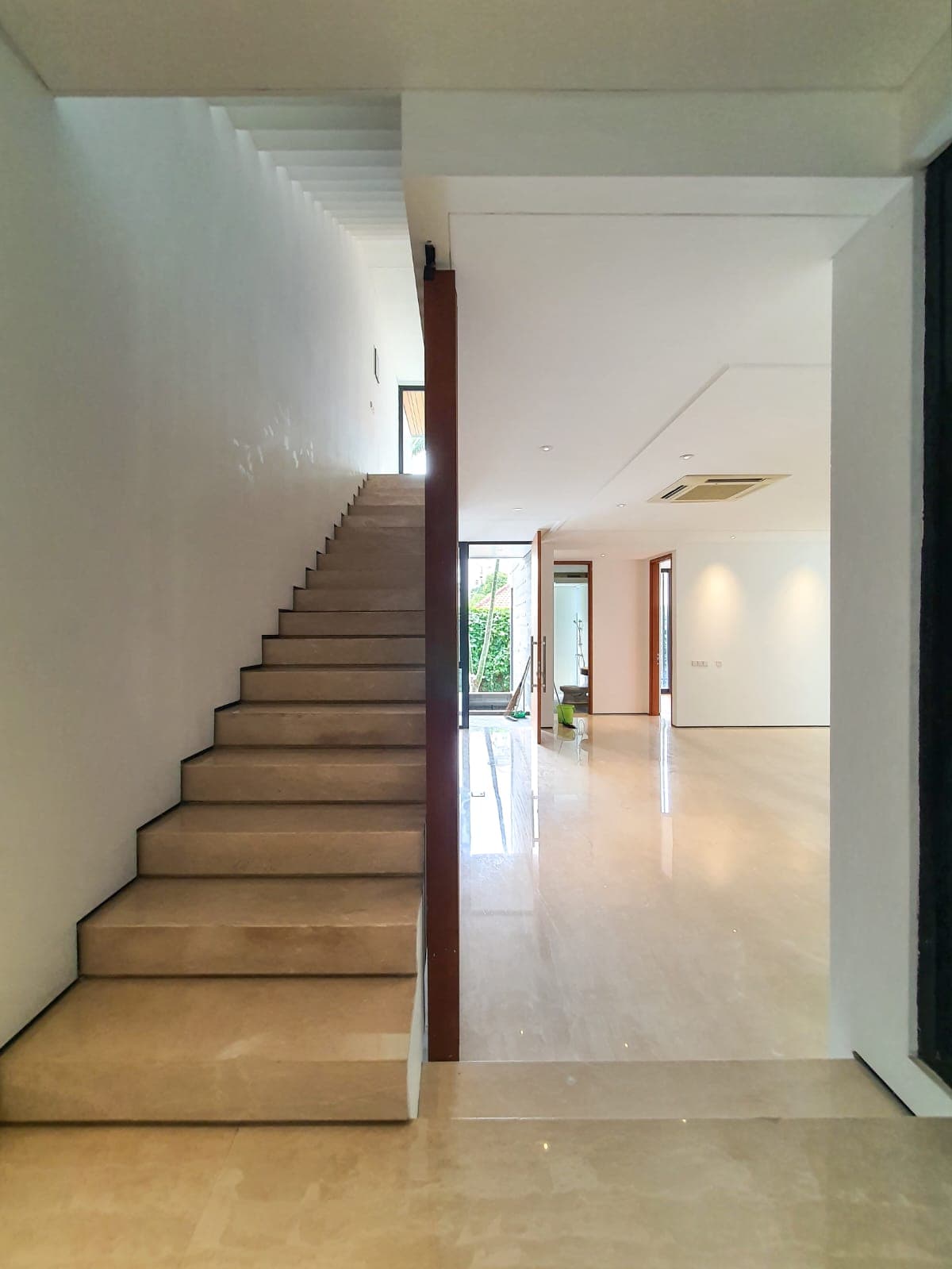 Rumah Pusat Kota Minimalis Menteng Jakarta Pusat Dijual